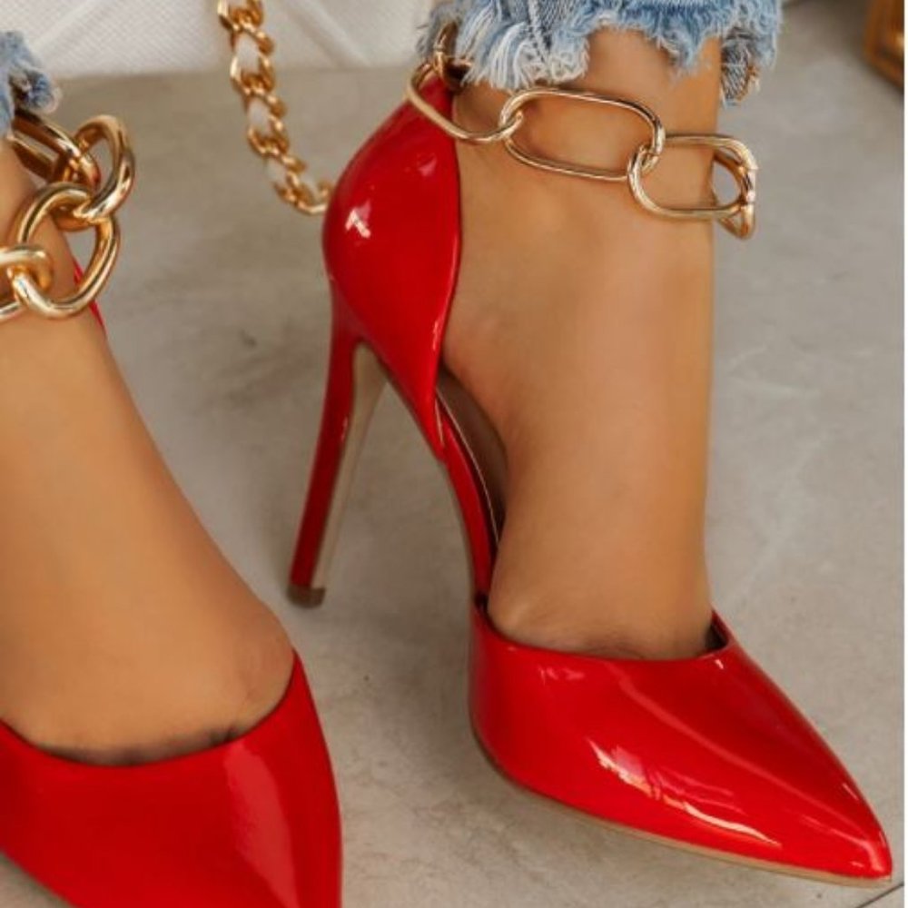 STEP OUT - RED